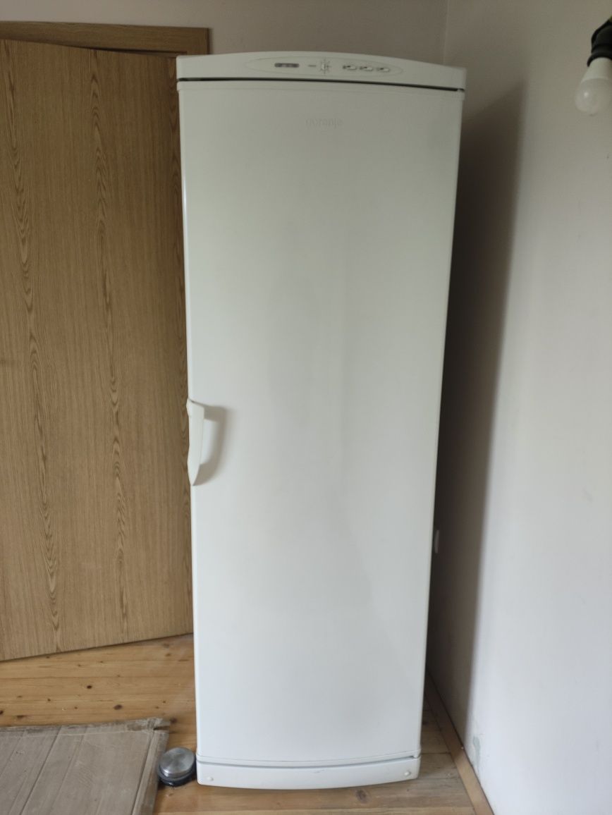 Вертикален фризер Gorenje