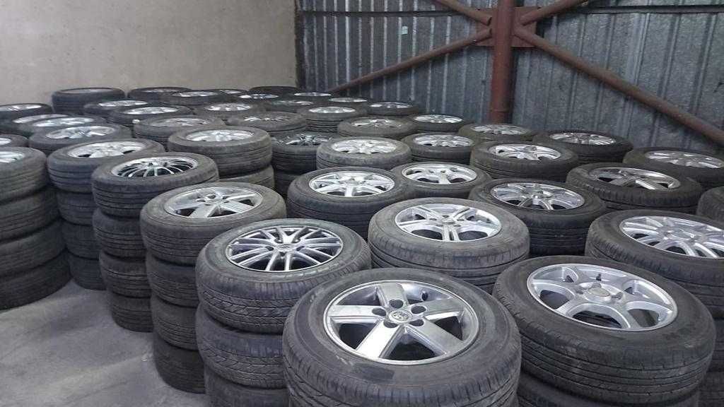 Шины с дисками в сборе привозные 185/60 R15