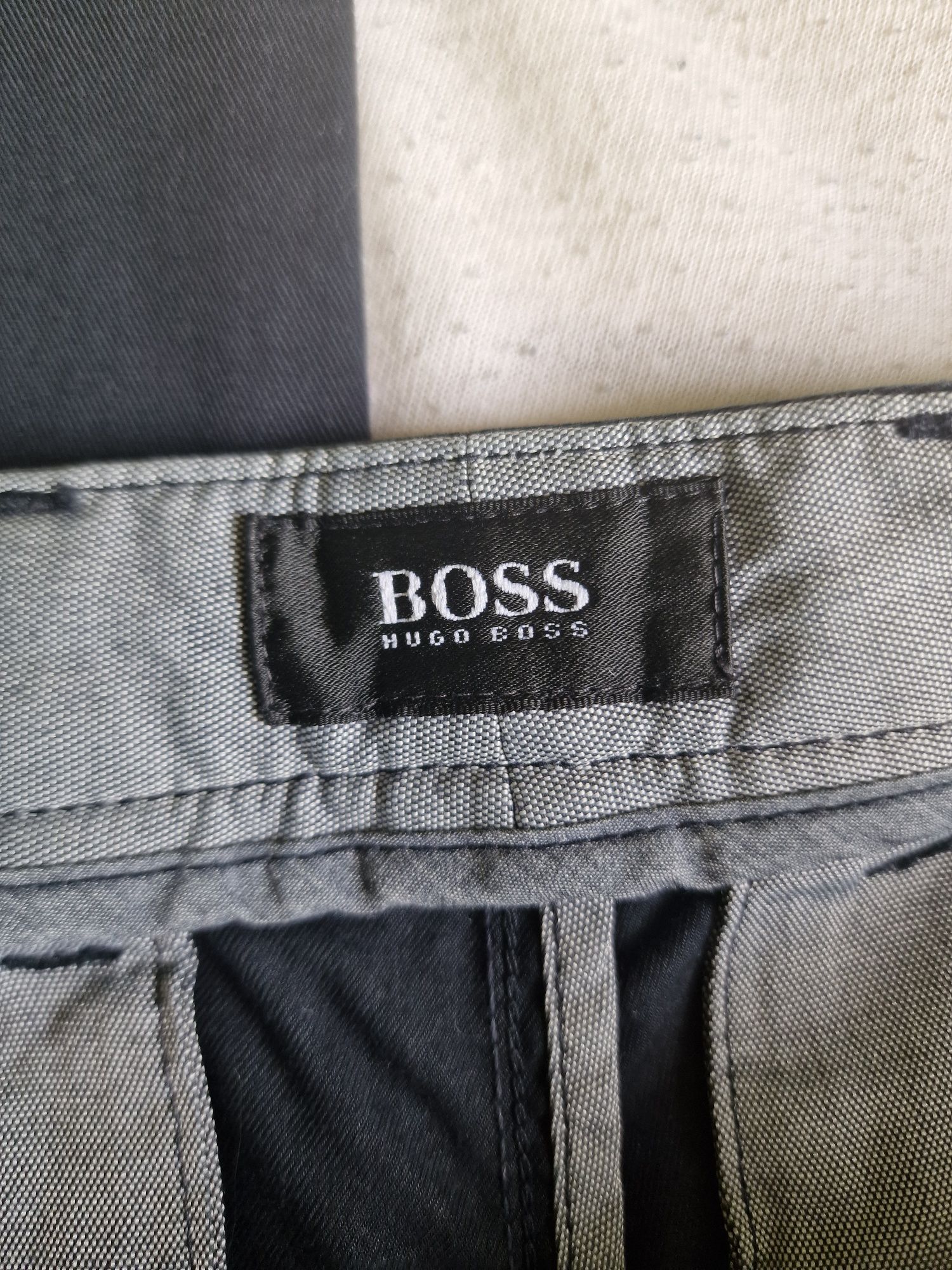 Pantaloni Hugo Boss