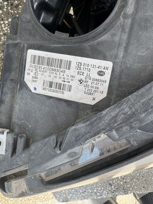 Адаптивни завиващи фарове за BMW f10/11