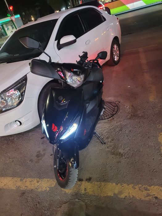 Skuter moped mototsikl