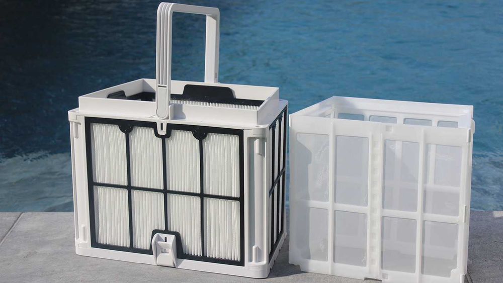 Robot aspirator  curatare piscina Maytronics Dolphin Supreme M700