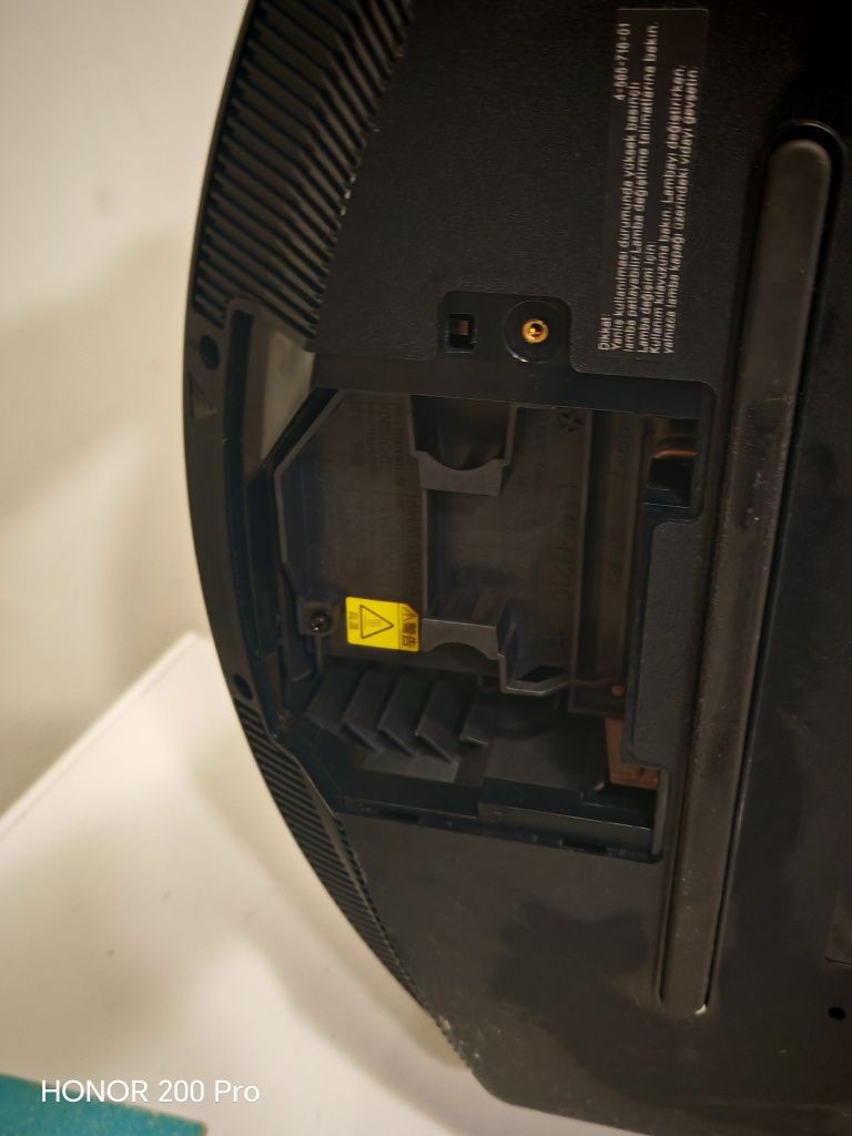 Sony VPLl-HW45 projector