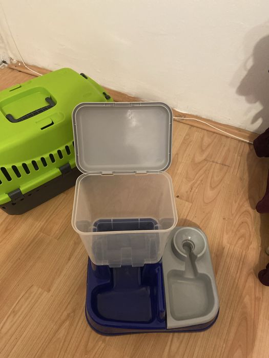 Dozator apa si mancare - pisici, caini, animale