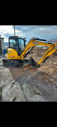 Miniexcavator de inchiriat 3.7 t  Brasov/Prahova