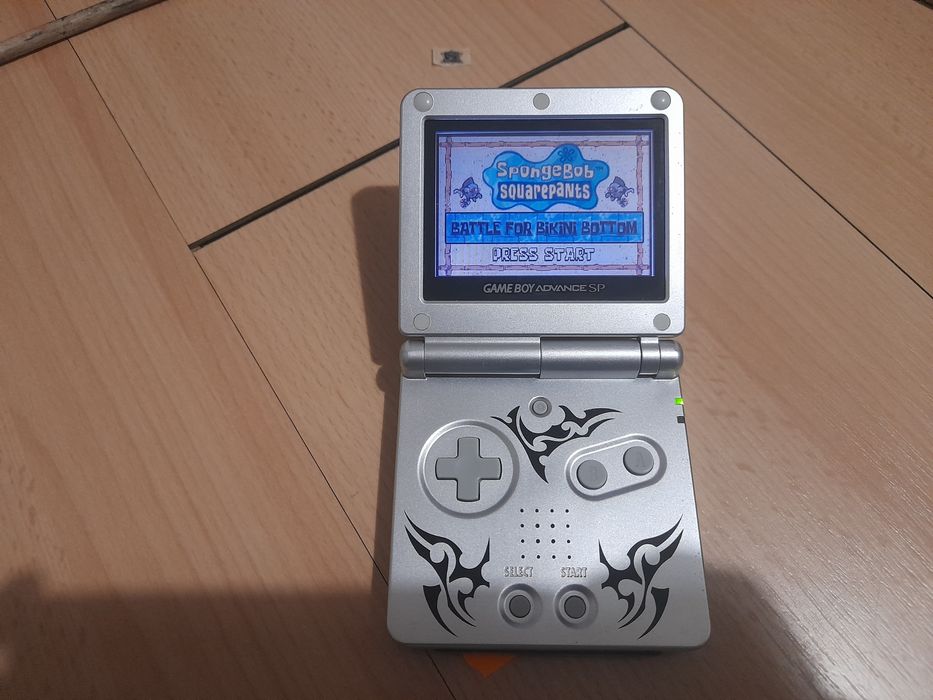 Nintendo gameboy advanced sp tribal