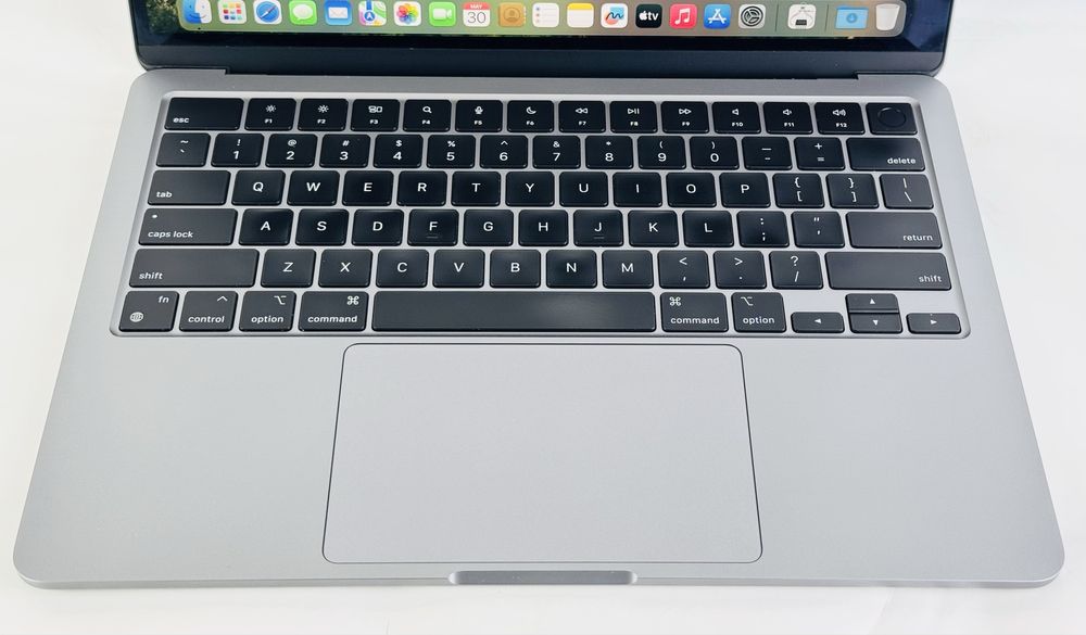 Apple MacBook Air 13 M2 2022 8RAM 256GB Gray 97% Батерия! Гаранция! — миниатюра 6