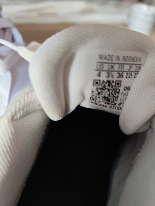 Маратонки Адидас