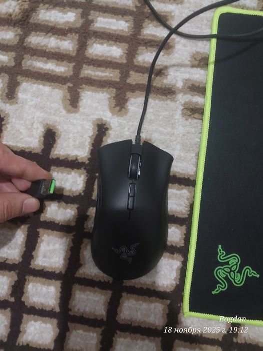 фирменная мышь RAZER + фирменный коврик