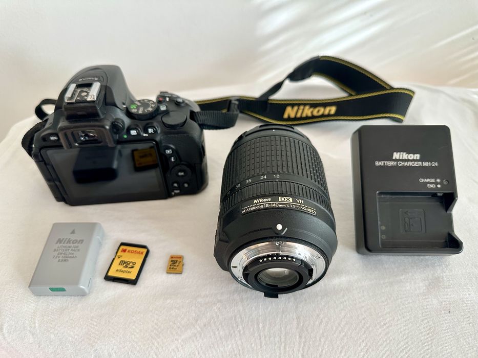 Фотоапарат Nikon D5500
