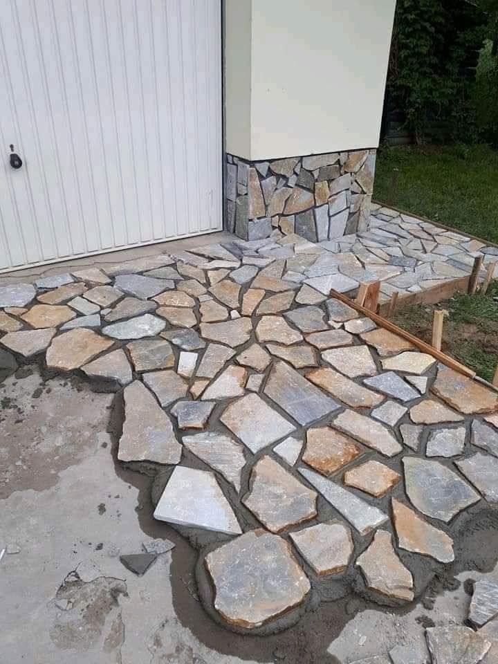 Piatra naturala cu montaj
