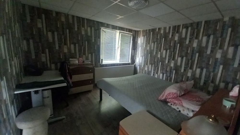 Къща с голям двор