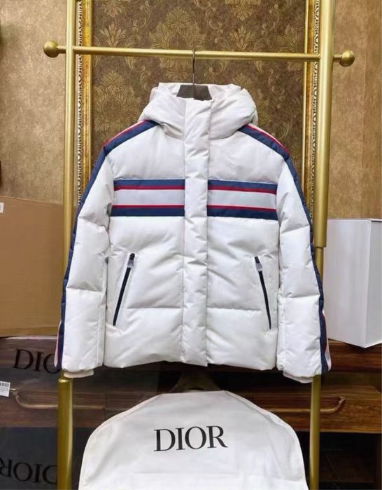 Geaca de schi Dior , calitate premium , pe comanda , noua , S