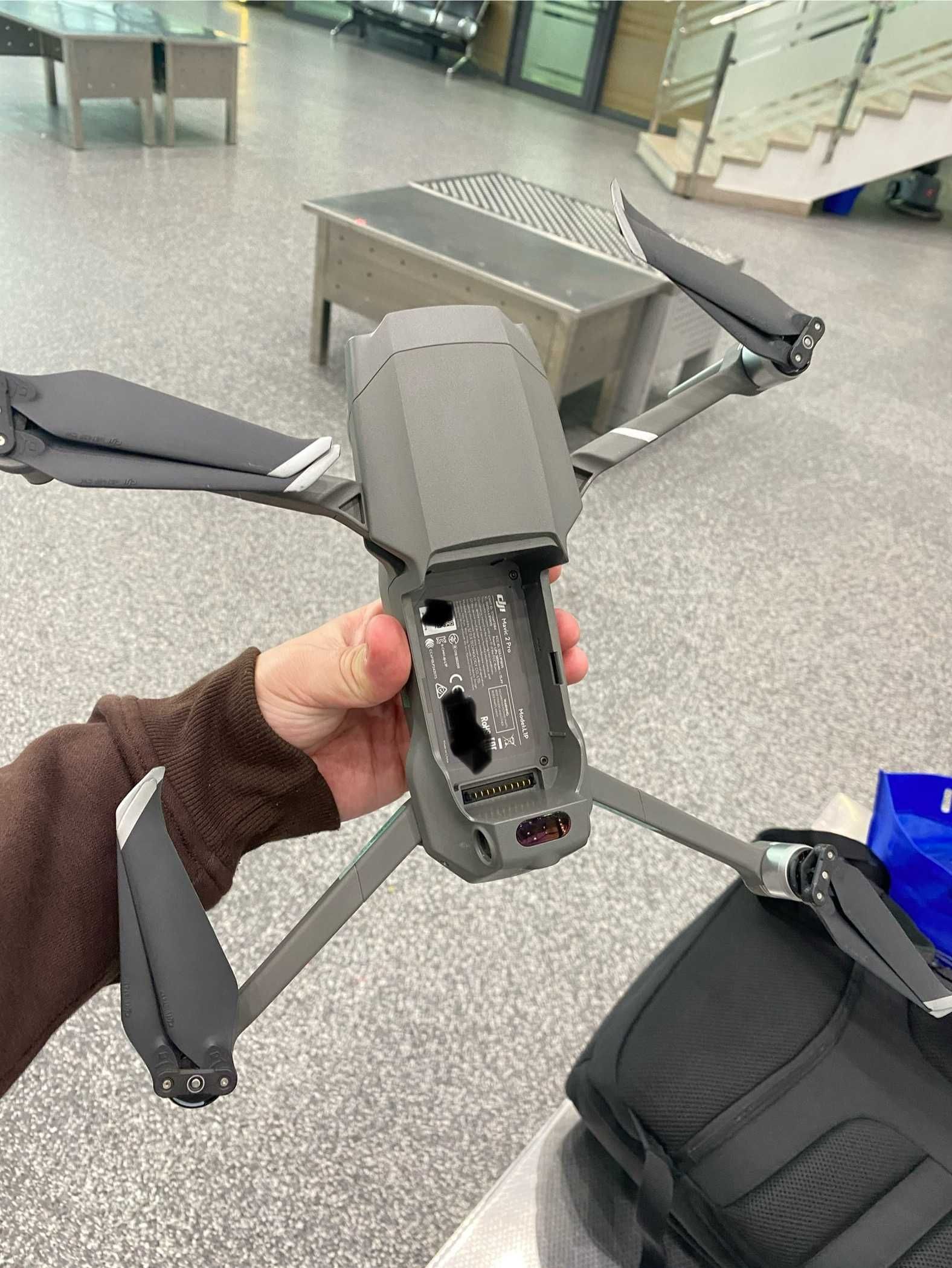 DJI Mavic 2 Zoom Fly Combo + Smart Controller RM500