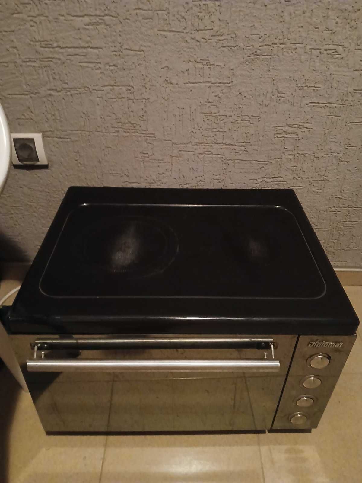 Фурна с котлони дипломат