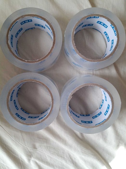 Banda adeziva de tip scotch,acrilica,48mmx80m,transparentă,nouă