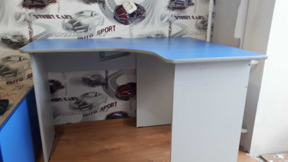 Продам мебель в детскую