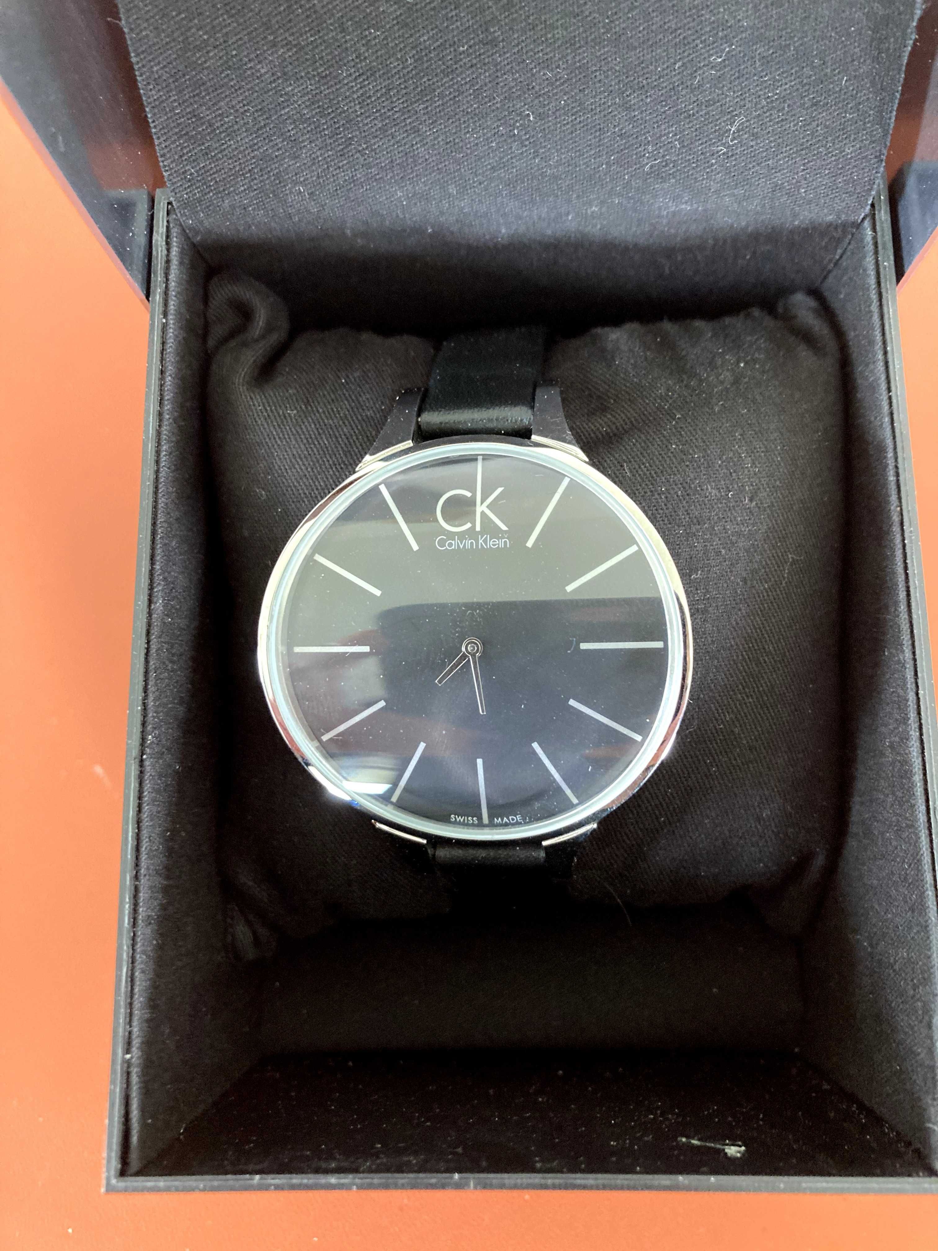 Ceas dama Calvin Klein (Glow K2B23102)