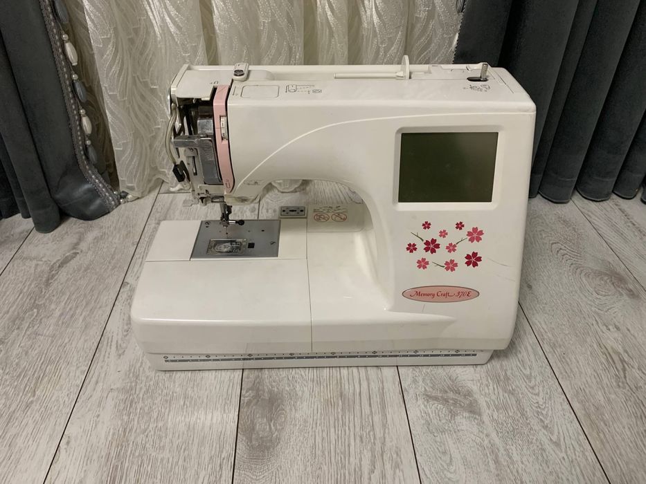Вышивка машинка продается JANOME