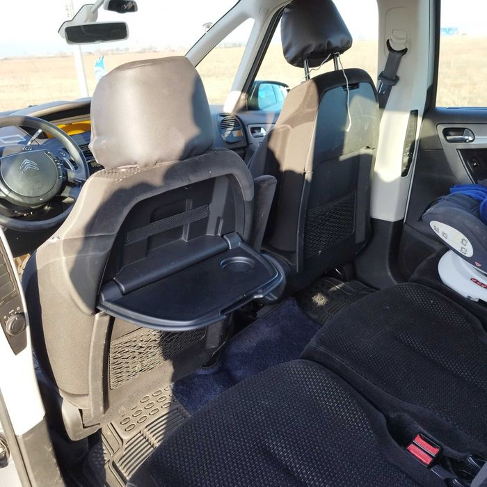 Vând Citroen C4 Grand Picasso
