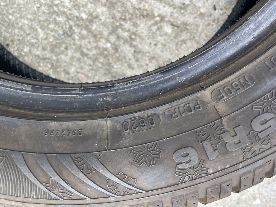 4 anvelope iarna Dunlop 205/55/16