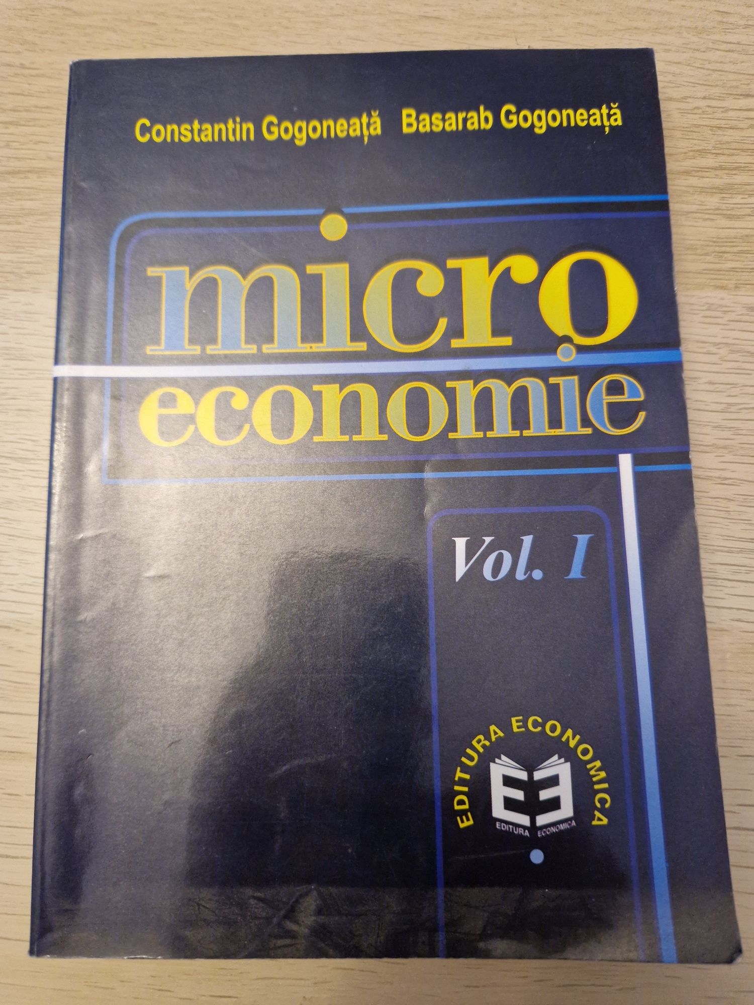 Vând carte - micro economie vol 1