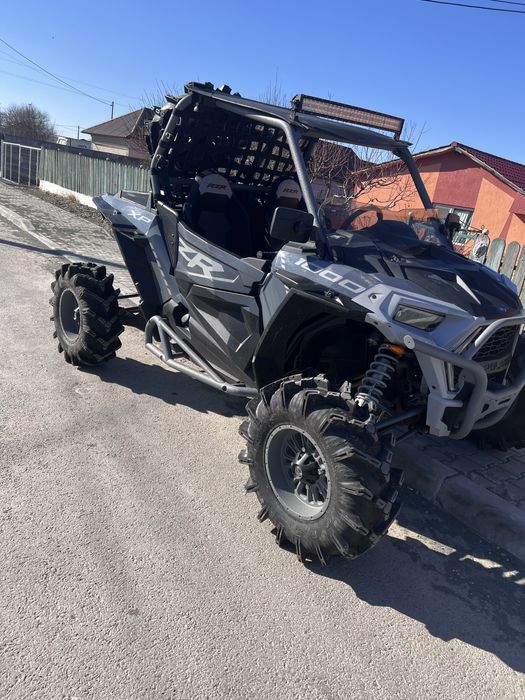 Polaris Rzr Xp 1000