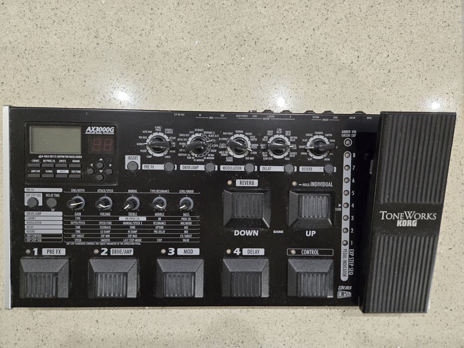 Китарен процесор Korg AX3000G