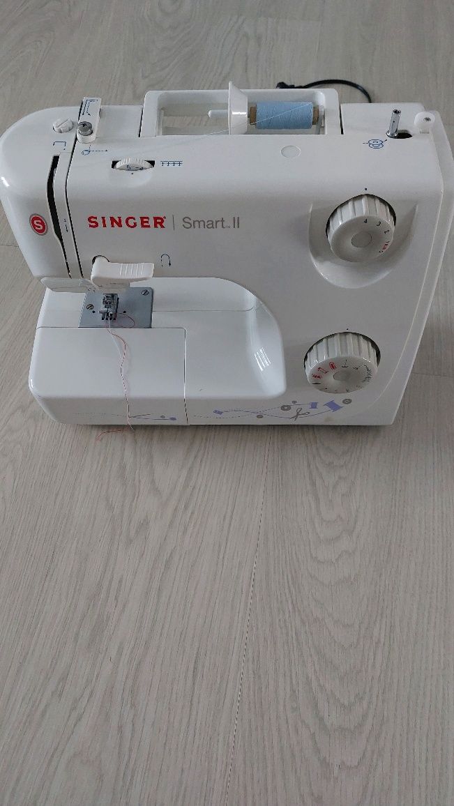 Masina de cusut Singer Smart ii