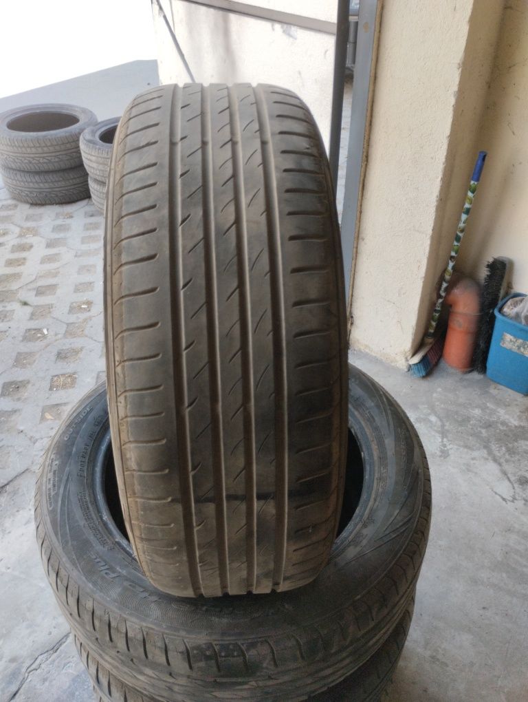 215/55/17 DOT 21
