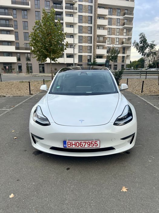 Tesla Model 3 Dual Motor Long Range 75 kwh
