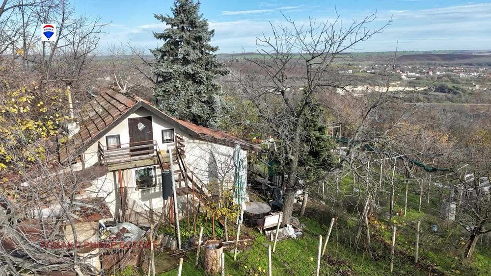 Вила за продажба в.з. Долапите