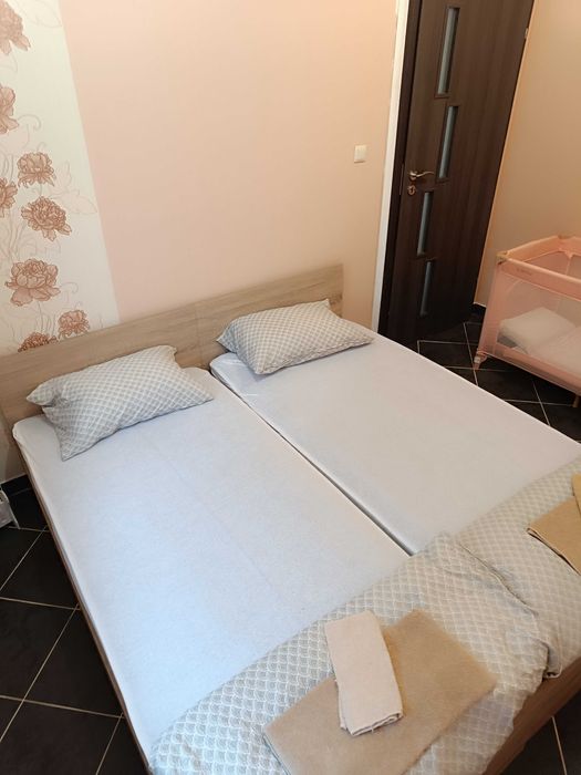 Дава се под наем Къща в Бургас, Пристанище Бургас - 170 кв.м за 183.6 € - Снимка #18