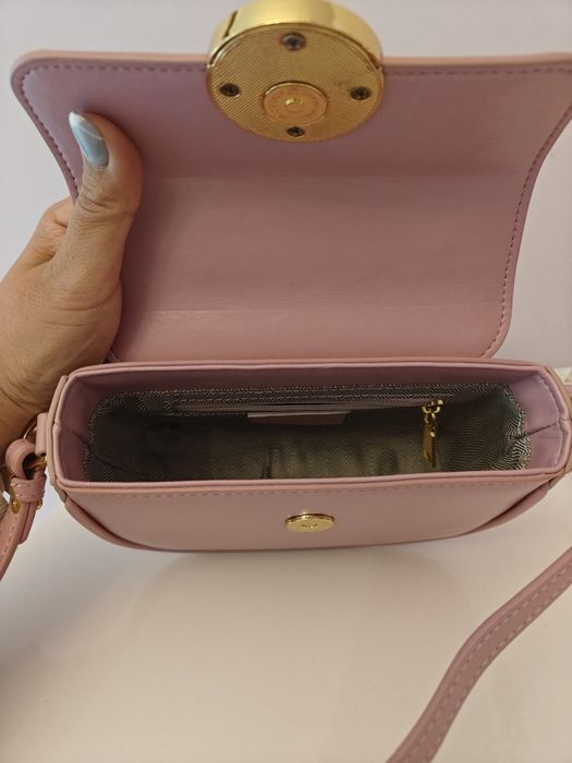 Нова розова дамска чанта