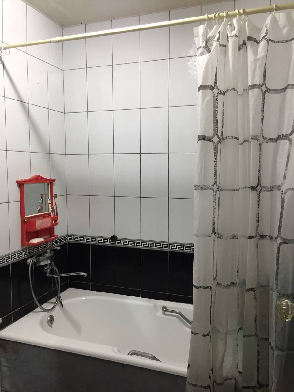 Срочно Продаю 3 ком квартира