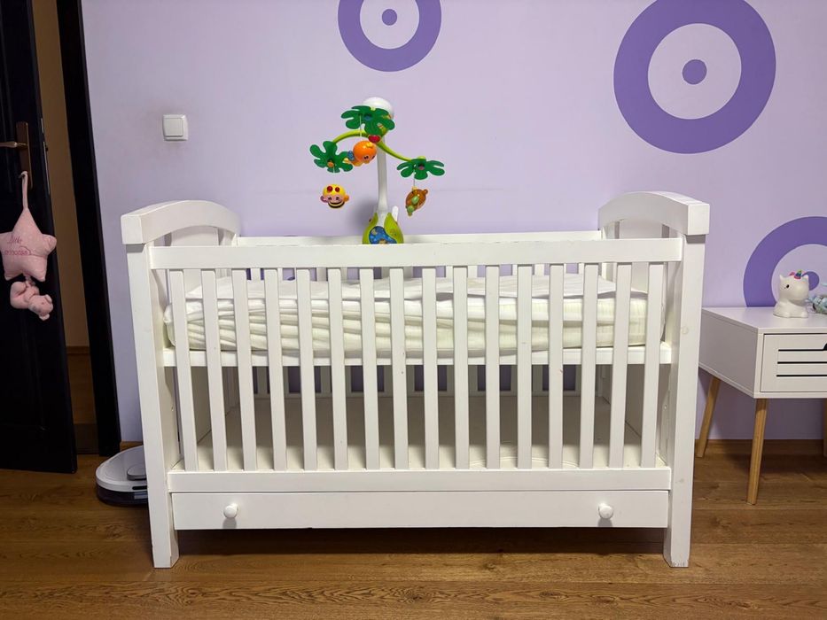 Pat , patut bebe din lemn masiv