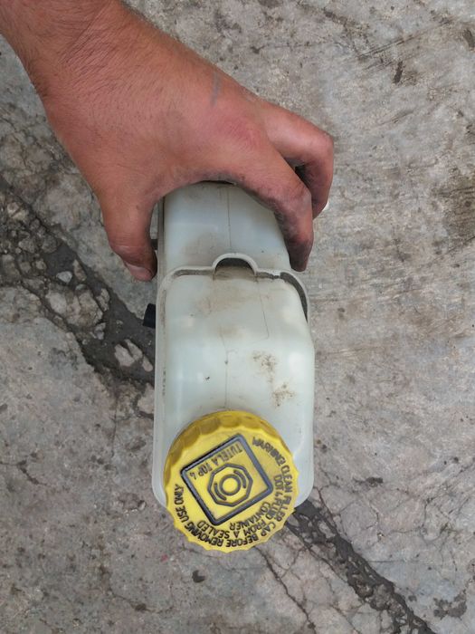 Discuri frana etrieri fuzete planetare pompa frana fiat grande punto