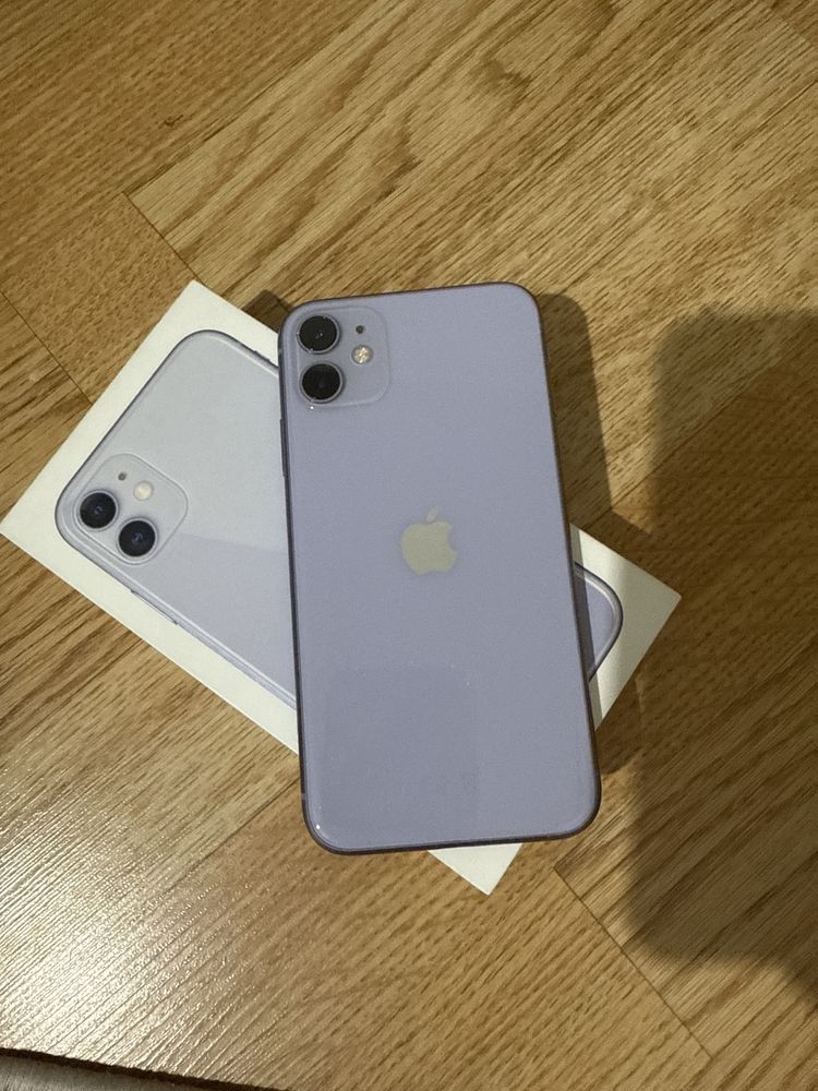 IPhone 11 с коробкой