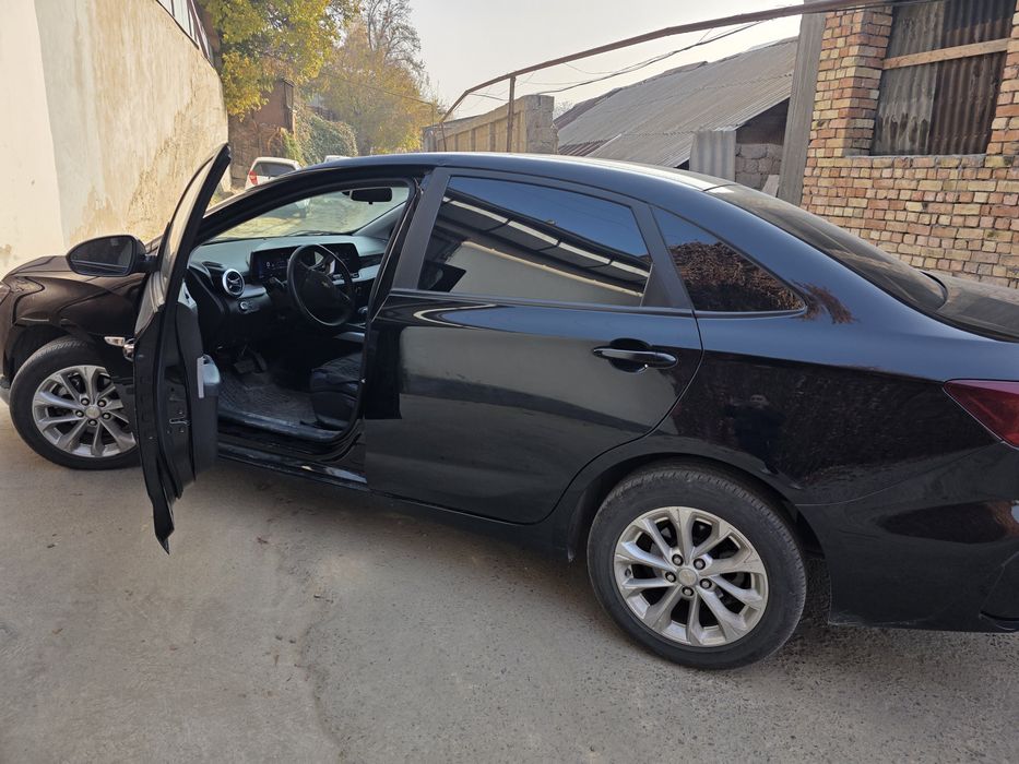 Продам авто монза.