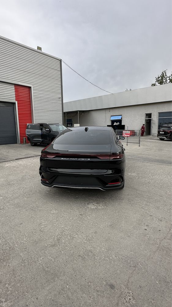BYD HAN 605km qora