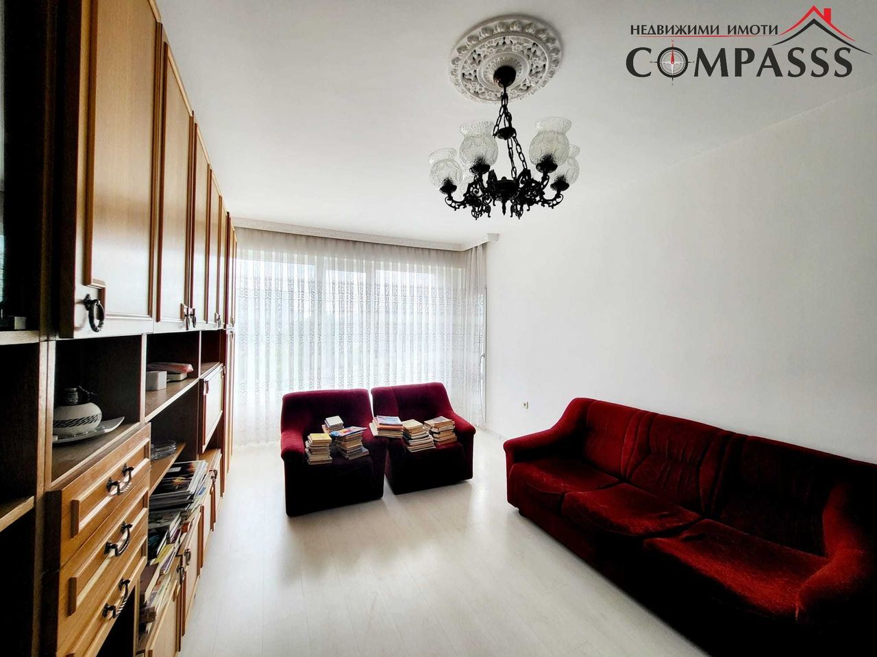 Продава се Тристаен апартамент в Добрич, Балик - 92 кв.м за 654 €/кв.м - Снимка #2