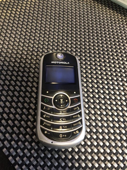Телефон Motorola С139