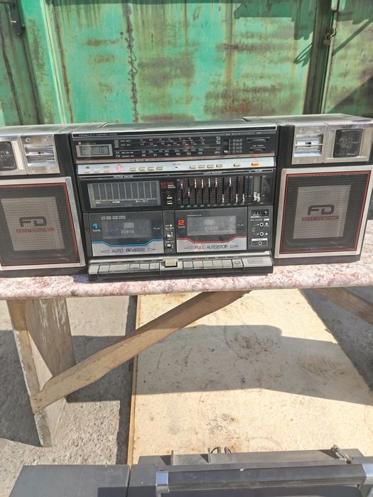 Продам магнитофон