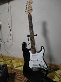 Электрогитара Fender Squier strat