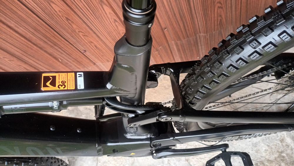 Електрически велосипед МТВ. CANYON  NEORON(размер М]