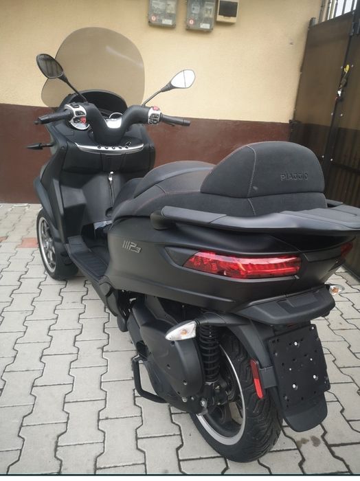 Piaggio mp3 300cc ABS ASR 2018 categoria B