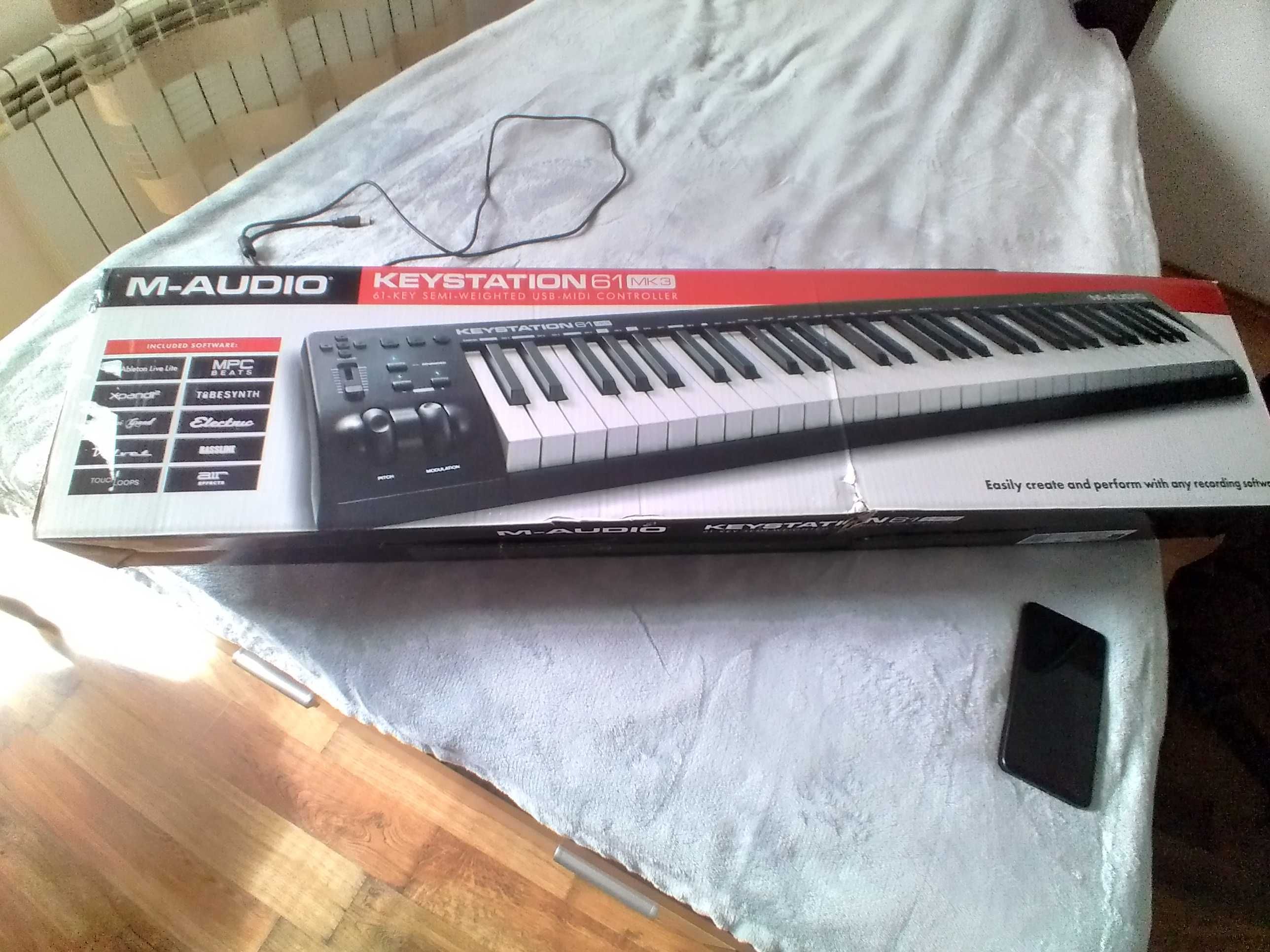 M-Audio keystation 61-миди контролер.