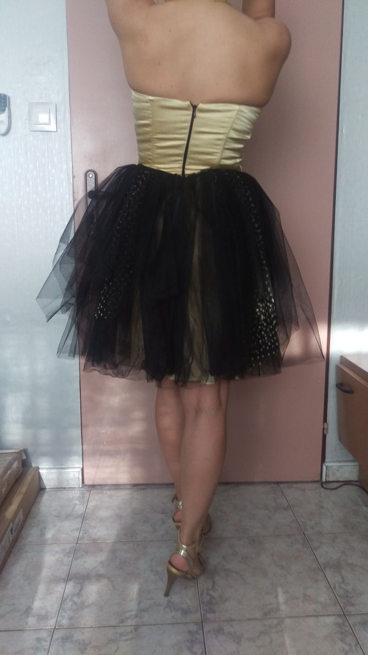 Абитуриентска/официална рокля