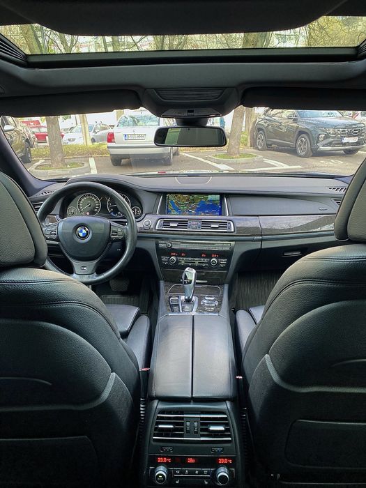BMW Seria 7 750d xDrive F01 LCI