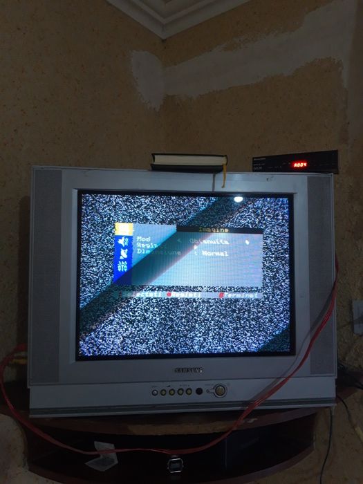 Тилевизор самсунг сотилади